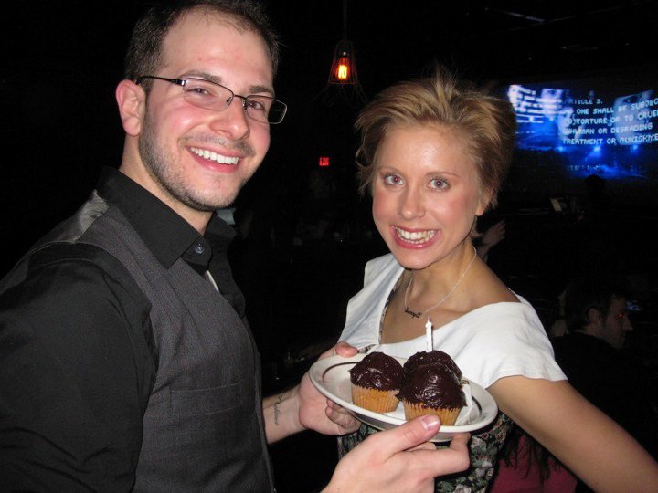 jesse north and sammy davis eating cupcakes at brooklyn bowl