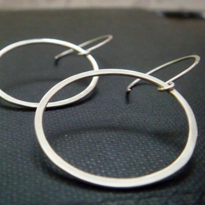 handmade silver hoop earrings by queens jewelry independent designers