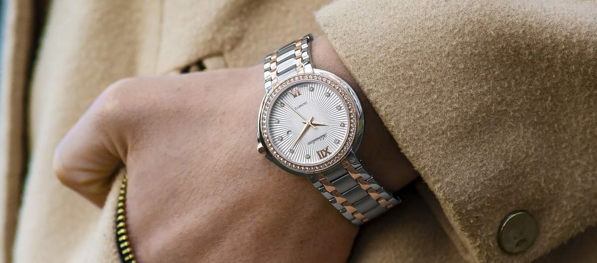 Why The Traditional Wrist Watch is a Perfect Present for your Partner 7