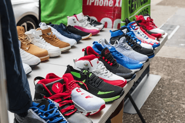 Reselling Sneakers: How This Couple Paid Off Debt Flipping Shoes 17