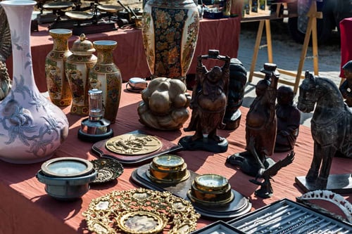 10 Selling Tips for Making Fast Money at Flea Markets 27