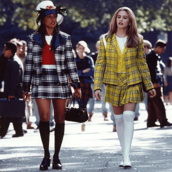 17 Outfit Ideas for Your Next 90's Theme Party 53